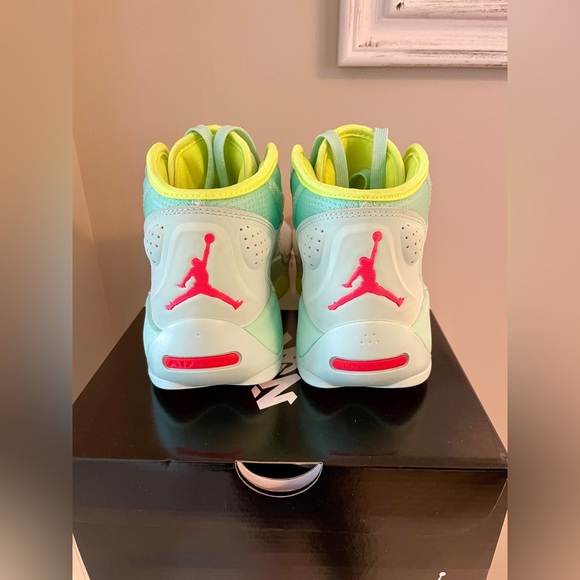 Jordan Zion 2 GS Basketball Shoes - 7Y - Picture 2 of 6